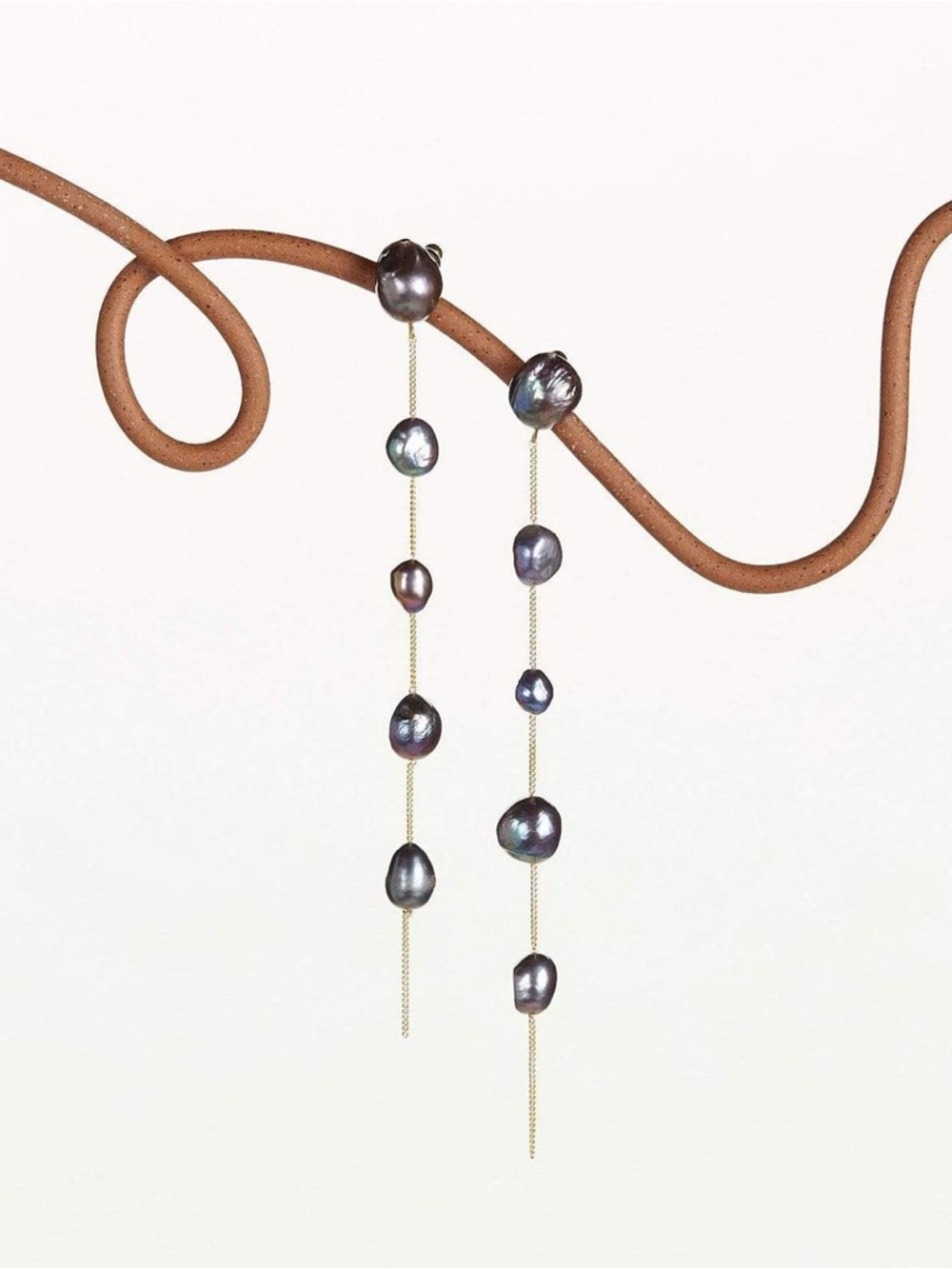 NWT cult gaia black pearl Atum drop earrings - Picture 2 of 7